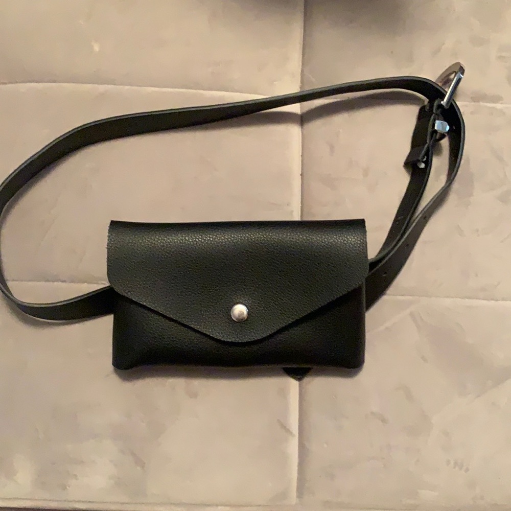 Black Fannypack purse
